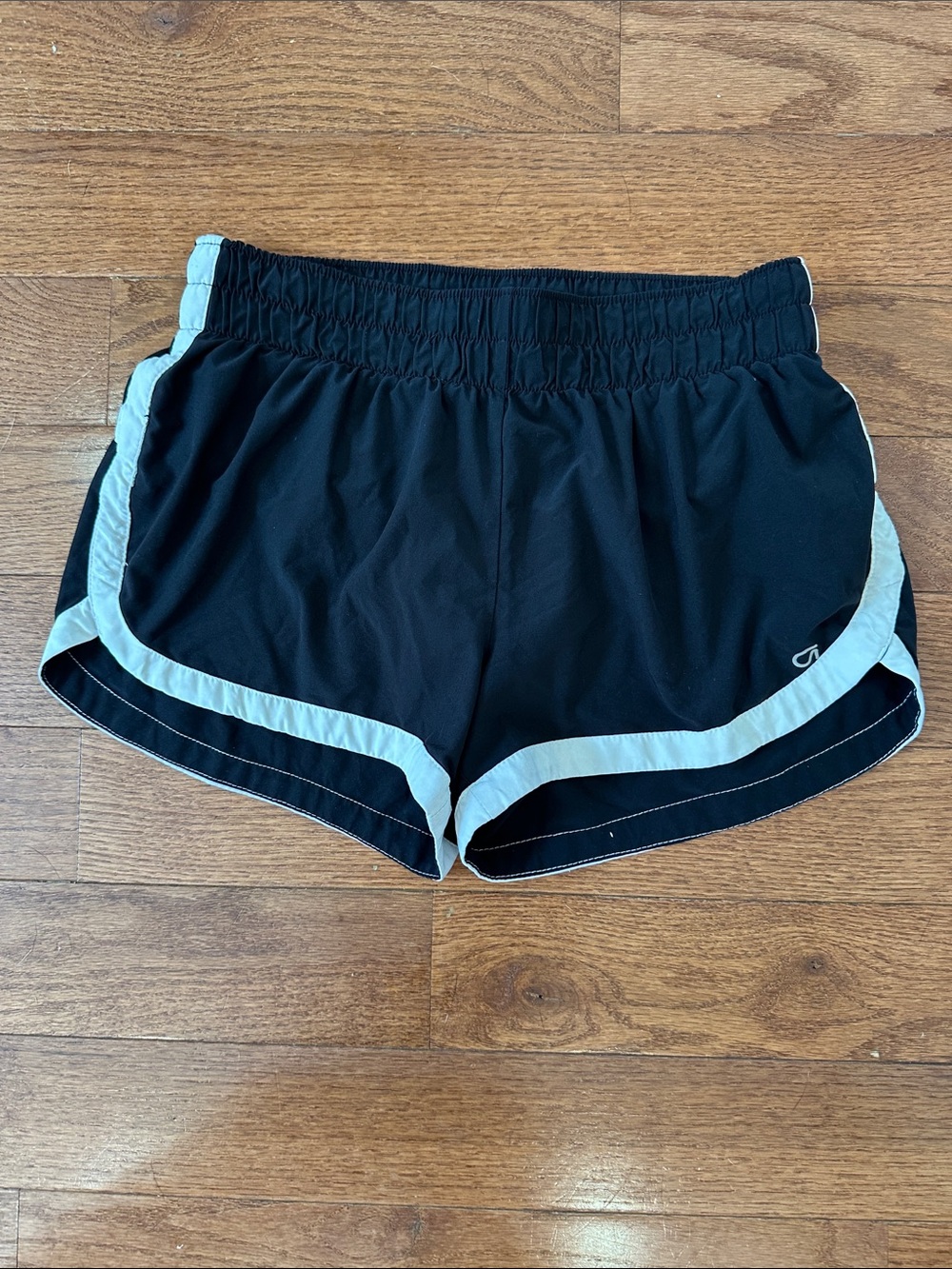GAP Fit XS Women's Black Athletic Shorts with White Trim